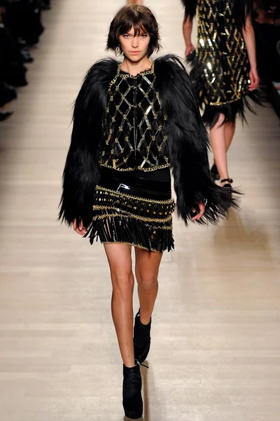 Look 39